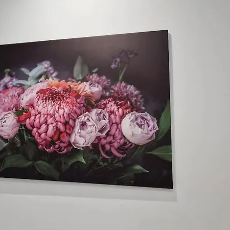 Pretty Flat In The Center