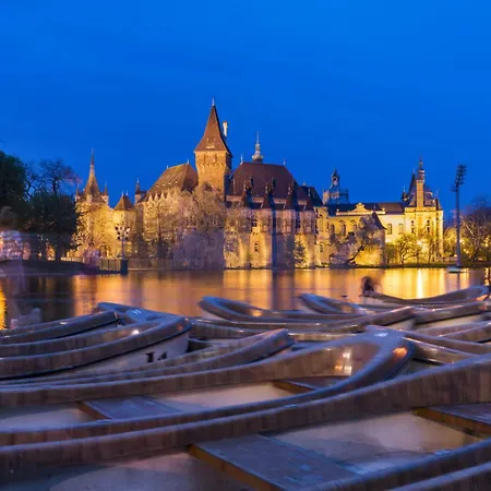 Pretty Flat In The Center Budapest